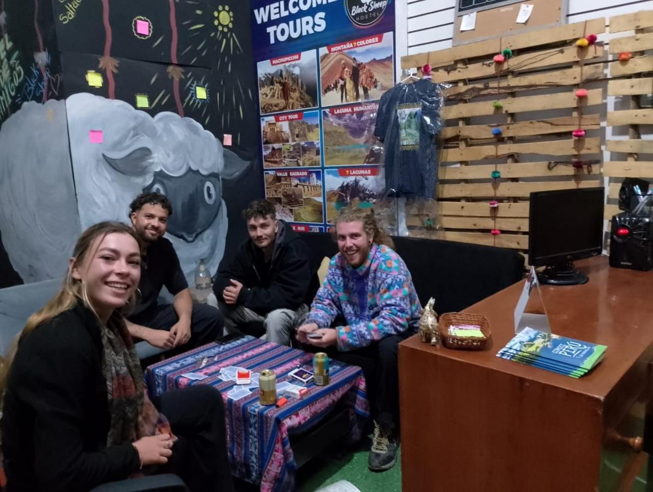 Black Sheep Hostel Cusco Ngoại thất bức ảnh